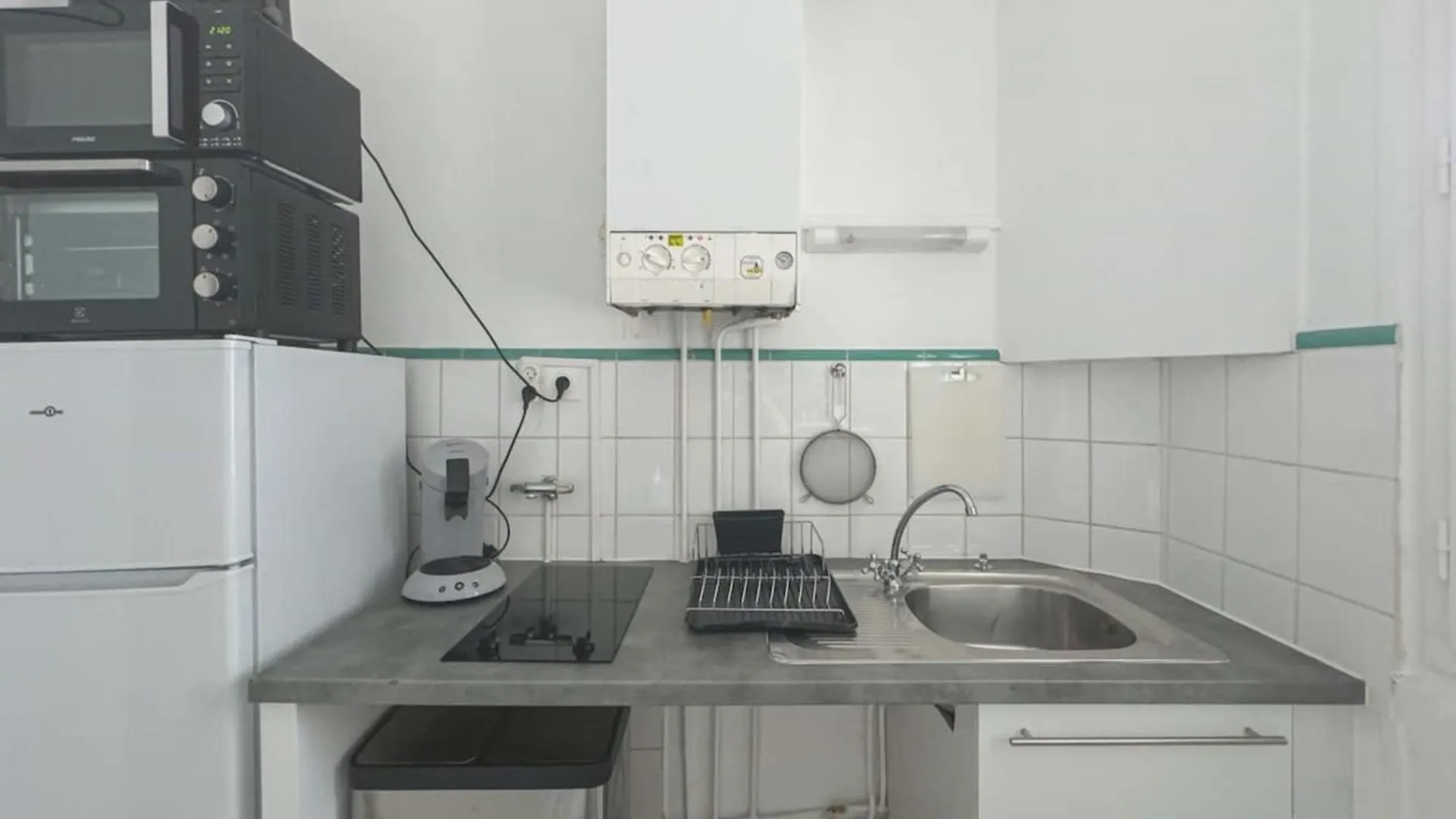 Flexliving - Room - Prague contacts